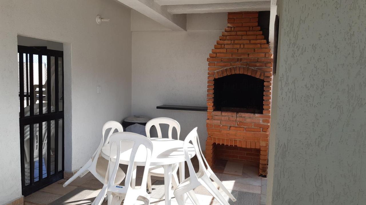 500M Da Praia, Predio Cm Piscina, 1Garagem, Wi-Fi 300 Mbps, Centro De Guaruja, Proximo A Praia E Comercio, Horarios Check-In E Check-Out Flexiveis, Churrasqueira, Exterior foto