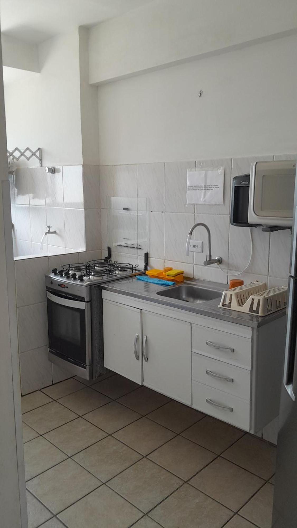 500M Da Praia, Predio Cm Piscina, 1Garagem, Wi-Fi 300 Mbps, Centro De Guaruja, Proximo A Praia E Comercio, Horarios Check-In E Check-Out Flexiveis, Churrasqueira, Exterior foto